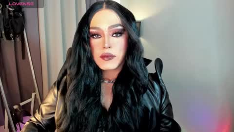  not into STINGY and CHEAP people online show from September 9, 10:20 pm