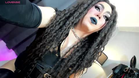  not into STINGY and CHEAP people online show from October 15, 12:33 am