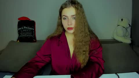 yourgem__ online show from September 18, 8:11 pm