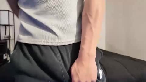 yourguuy21 online show from January 11, 6:40 am