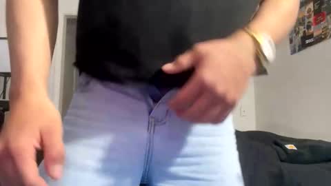 Snapshot of yourguyy21 chatting on November 10, 4:00 am yourguyy21 online show from November 10, 4:00 am