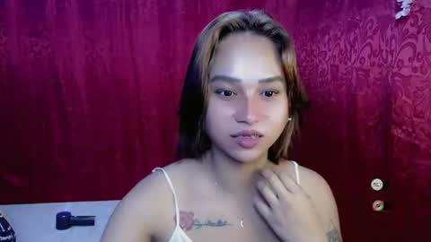 Snapshot of yourhotbarbie_chantal chatting on January 21, 8:30 am yourhotbarbie_chantal online show from January 21, 8:30 am