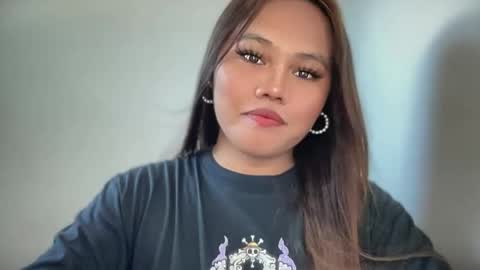 yourhotgirl_lyn online show from June 5, 6:52 am