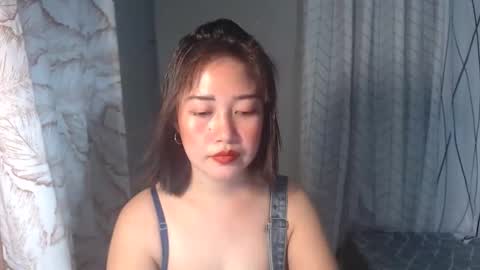 Snapshot of yourhotyash_ chatting on April 4, 12:35 pm yourhotyash_ online show from April 4, 12:35 pm