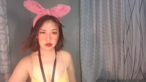 Snapshot of yourhotyash_ chatting on April 6, 12:17 pm yourhotyash_ online show from April 6, 12:17 pm