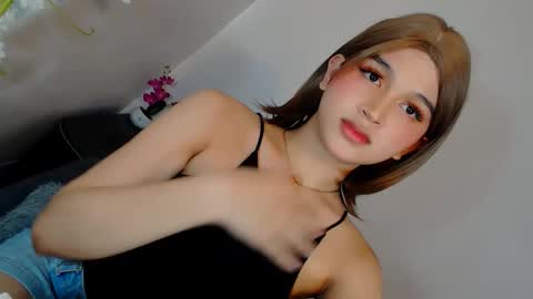 Snapshot of yourhumiliationgirl chatting on November 26, 5:30 am yourhumiliationgirl online show from November 26, 5:30 am