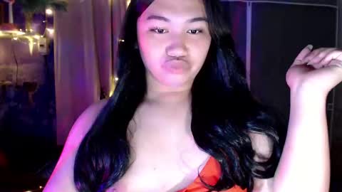 Snapshot of yourlegalbabyrian chatting on February 12, 1:19 am LORI online show from February 12, 1:19 am