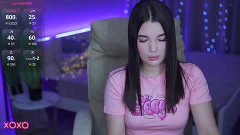 L O L A online show from October 27, 9:08 pm