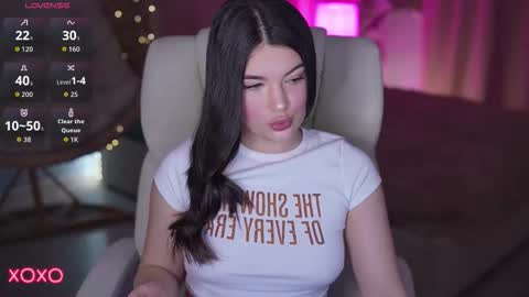 L O L A online show from March 7, 7:38 am