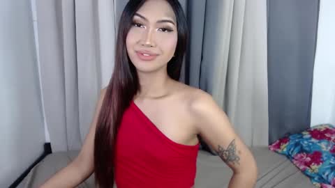 yourlovebella88 online show from November 18, 5:06 pm