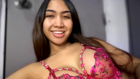 yourlovebella88 online show from January 9, 3:37 pm