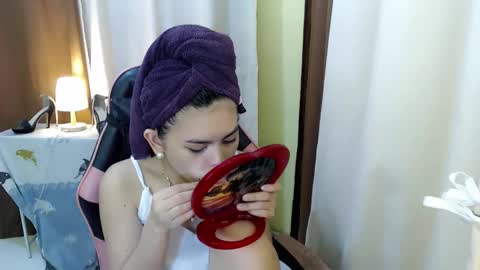 Snapshot of yourlovelytranspinay chatting on September 17, 2:02 am your lovely Dina online show from September 17, 2:02 am