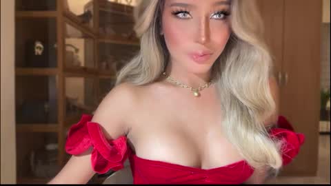 Pearl online show from January 8, 9:55 am