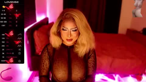 Snapshot of yourmassivecockcummer chatting on March 14, 3:50 pm Carla online show from March 14, 3:50 pm