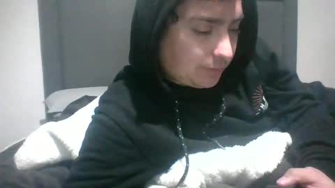 Snapshot of yourmen92 chatting on November 4, 4:00 am daniel online show from November 4, 4:00 am