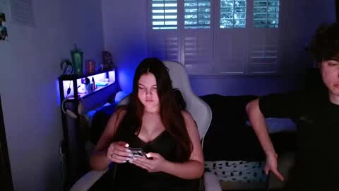 Snapshot of yourmila1 chatting on February 17, 1:57 am yourmila1 online show from February 17, 1:57 am