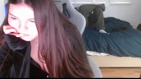 Snapshot of yourmila1 chatting on February 19, 11:12 pm yourmila1 online show from February 19, 11:12 pm