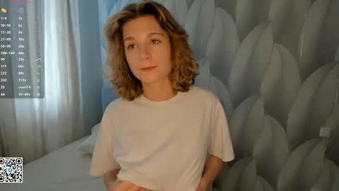 Snapshot of yourmuseee chatting on February 25, 10:25 am Sonya online show from February 25, 10:25 am