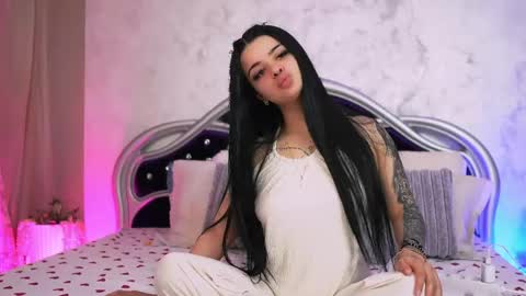 Alicia online show from May 25, 3:56 am