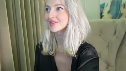 Snapshot of yournaughtymiss chatting on September 26, 8:02 pm Eva online show from September 26, 8:02 pm