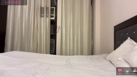 Snapshot of yournewkink12 chatting on November 1, 9:06 pm YourNewKink online show from November 1, 9:06 pm