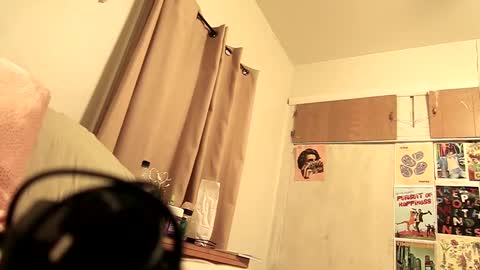 Snapshot of yourownermayla chatting on December 12, 1:53 am yourownermayla online show from December 12, 1:53 am