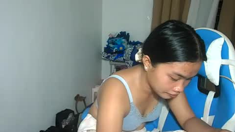 Snapshot of yourpinay_belle chatting on February 25, 6:50 pm Belle online show from February 25, 6:50 pm