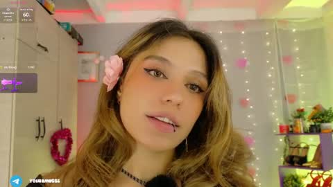 Isabella but you can call me Isa .-. online show from August 3, 9:04 am