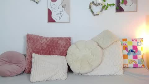 Snapshot of yours_goddess chatting on September 25, 5:55 am yours_goddess online show from September 25, 5:55 am