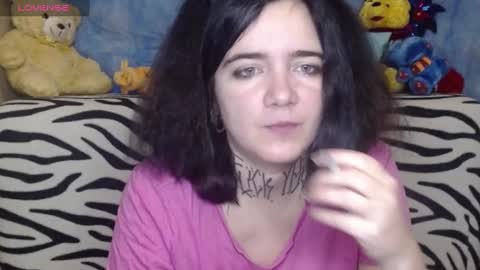 Snapshot of yours_good_mood chatting on December 9, 12:45 am Im - DANI .insta - hardblade1 online show from December 9, 12:45 am