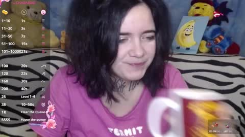 Snapshot of yours_good_mood chatting on December 10, 1:54 am Im - DANI .insta - hardblade1 online show from December 10, 1:54 am