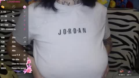 Snapshot of yours_good_mood chatting on December 14, 1:28 am Im - DANI .insta - hardblade1 online show from December 14, 1:28 am