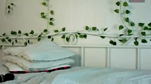 Snapshot of yourscarlettdoll chatting on May 7, 1:27 pm Scarlett online show from May 7, 1:27 pm