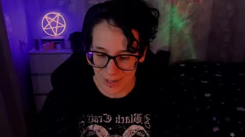 Snapshot of yourscosmic chatting on March 12, 9:45 pm Yours Cosmic online show from March 12, 9:45 pm