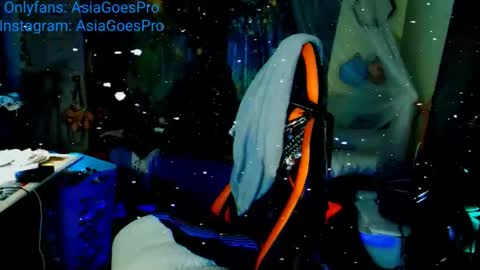 AsiaGoesPro - On All Socials online show from December 19, 12:56 am