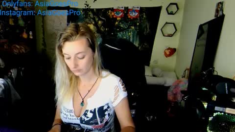 AsiaGoesPro - On All Socials online show from February 7, 4:03 pm