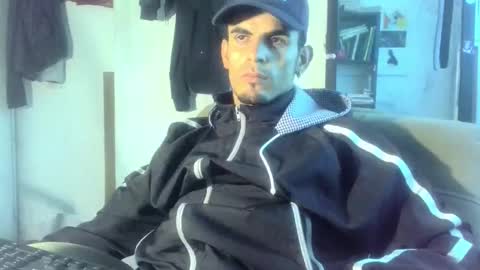 Snapshot of yourskinnybooy chatting on September 18, 8:33 pm sander online show from September 18, 8:33 pm