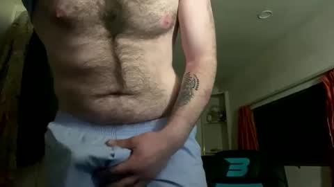 Snapshot of yourslav3696969 chatting on January 15, 7:34 pm Big loads online show from January 15, 7:34 pm