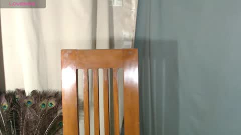 Snapshot of yourslutty_stella69 chatting on May 4, 8:16 pm Stella online show from May 4, 8:16 pm
