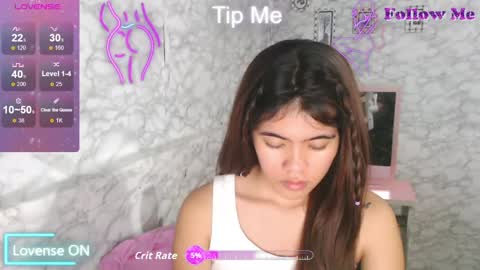 Snapshot of yoursweet_asian20 chatting on April 19, 11:31 am Maddie online show from April 19, 11:31 am