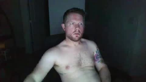 Yoursweetboy44 online show from June 6, 1:32 am