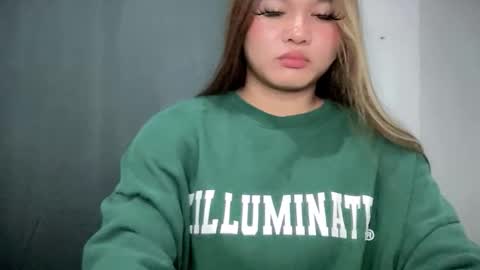 yoursweetgirl_zia online show from March 13, 5:30 pm