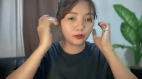 Faye online show from February 1, 3:54 pm