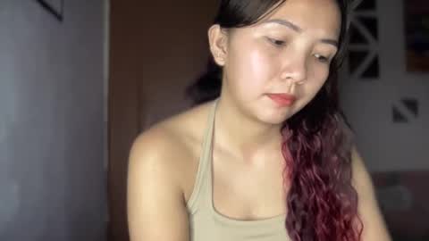 Faye online show from February 27, 8:09 pm