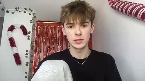 yoursweetyguy online show from January 19, 1:04 pm