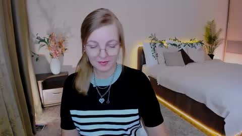 Alice online show from September 14, 11:09 am