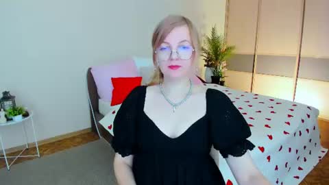 Alice online show from June 26, 5:45 am