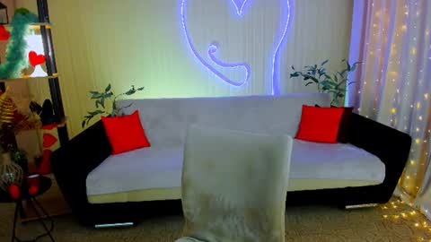 Alice online show from July 14, 9:25 am