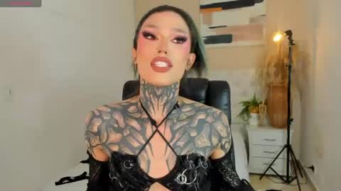 Snapshot of yourvirtualgirlfriennd chatting on June 22, 12:56 am GI online show from June 22, 12:56 am