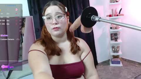Snapshot of yousweet_chloe chatting on April 19, 3:17 am chloe cattalina online show from April 19, 3:17 am